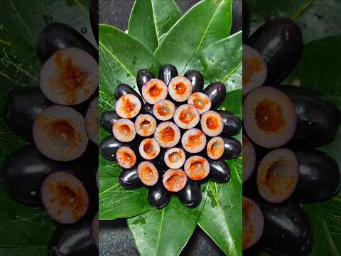 ನೇರಳೆ ಹಣ್ಣು 😋 Jamun fruit #neralehannu #fruitcutting #jamunfruit #fruits #bgm #love #music #shorts