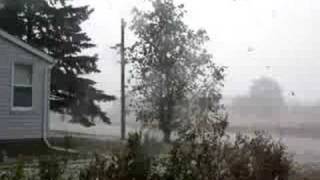 preview picture of video '2008 - 07 - 07 - Extreme Hail Storm Bienfait SK'