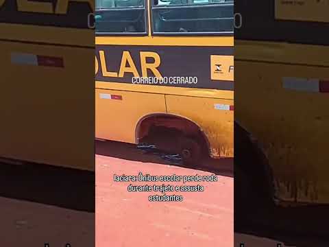Iaciara: Ônibus escolar perde roda durante trajeto e assusta estudantes