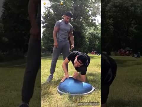 jeremstar fait du sport à mourire de rire 😂😂