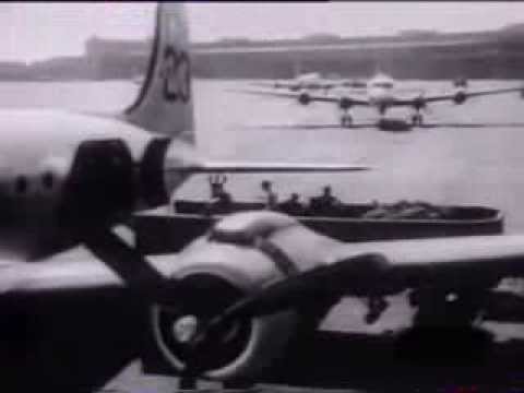 Sięgnąć Nieba - Latający giganci (Reaching for the Skies - Giants of the Air)