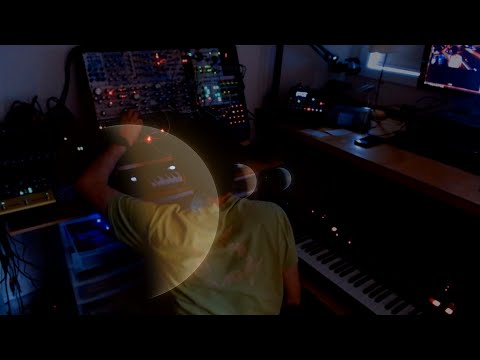 065 / To Distant Worlds / Pittsburgh Modular & Moog Matriarch / Berlin School