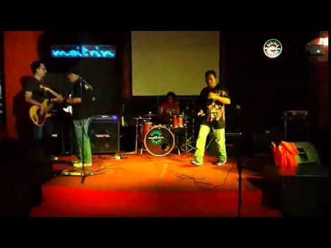 download lagu mp3 mp4 Van Halen Balance Cover Art, download mp3 Van Halen Balance Cover Art free downloadn, video klip Van Halen Balance Cover Art