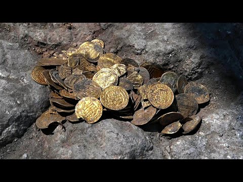 Hoard of 1,100-year-old gold coins unearthed in central Israel | AFP