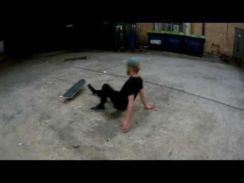 Sharkteeth Grinder - Dead w/ Skateboarding Clips