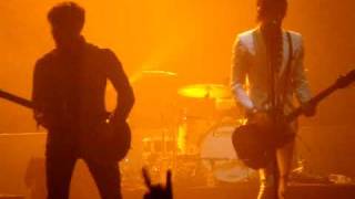 The Bravery - Every Word Is A Knife In My Ear