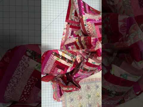 Completing the Super Scrappy Log Cabin quilt