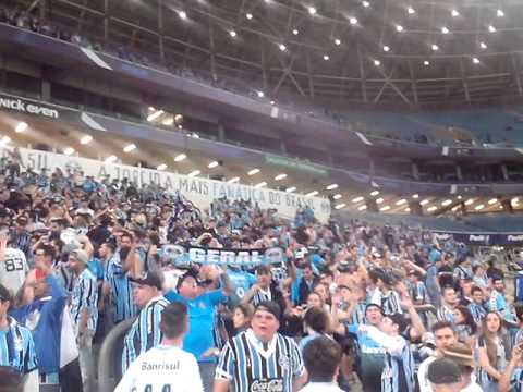 "Geral do Grêmio - Amor Descontrolado (Grêmio 2x1 Joinville)" Barra: Geral do Grêmio • Club: Grêmio