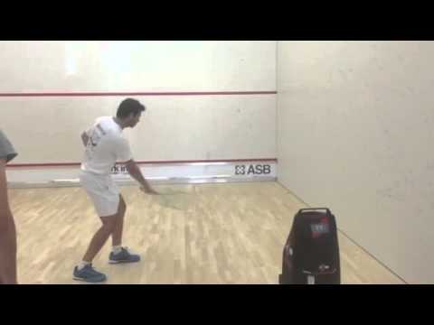 Squash camps with Bradley Hindle - day 1, exercise with squash robot