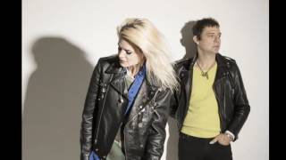 The Kills - Hum For Your Buzz (Acoustic)