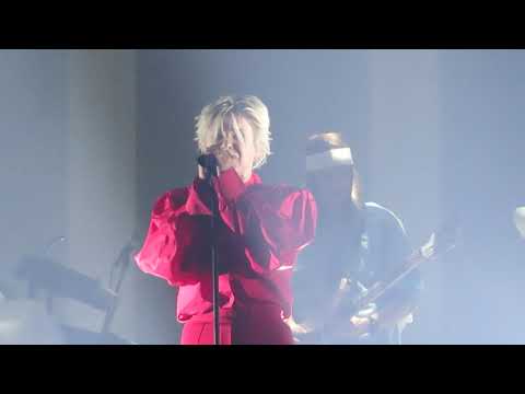 Robyn (La Bagatelle Magique) - Love Is Free (Live at Artipelag 27.10.2018) Red Bull Secret Gig