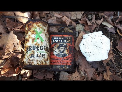 Bottle Digging ~ How to Remove Rust ~ Sir Walter Raleigh Tobacco Tin And Krueger Light Ale Can