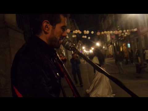 Ricardo Januário - Rua das Flores - Porto Urban Cello High and Dry