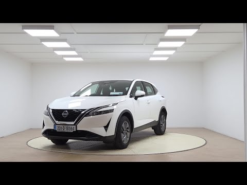 Nissan Qashqai 1.3 PET MILD HYBRID SV - Image 2