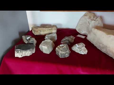 Muzeul de Aragonit din Corund (Museum of Aragonite Corund)