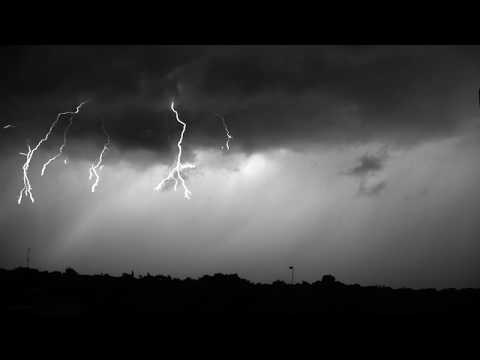 Phantom Ultrahigh-Speed Cameras - When Lightning Strikes (Part 1)