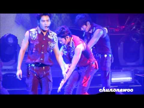 131116 [FANCAM] INFINITE One Great Step NYC - Tic Toc (Dongwoo Focus)