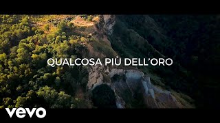 Andrea Bocelli - Qualcosa più dell&#39;Oro (Lyric Video)