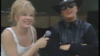 Wynonna Judd performs at Country Fest 1997 with LeAnn Rimes