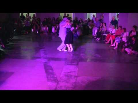 4  Milonga del Patio presenta: Claudia Lombardi y El Pibe Sarandi- Sacachispas