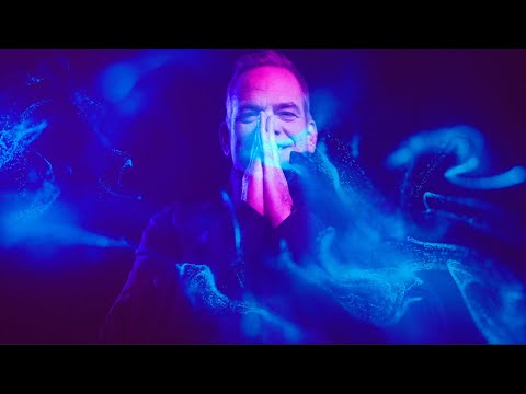 Videoclip de Des choses à dire — Garou