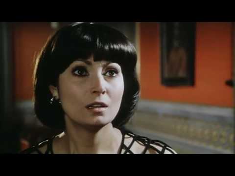 È Dietro di te! - Clip da L'Assassino ha riservato 9 poltrone by Film&Clips