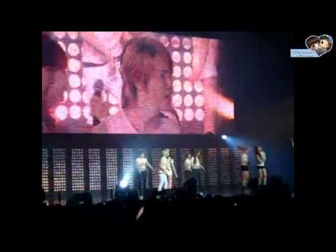 [MOMENTS] 110611 YulHae - SMTown Paris (ending)