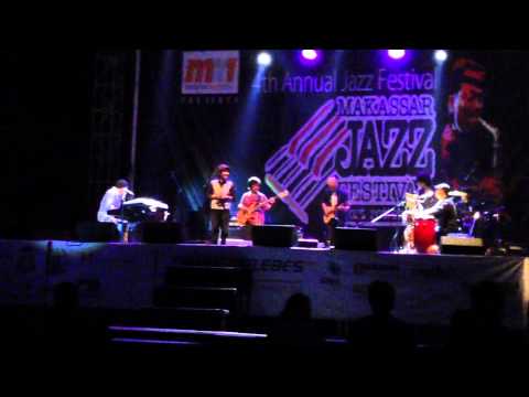 Idang Rasjidi Sydicate ft Yandri @ MakassarJazz2013_ Oh Dinda