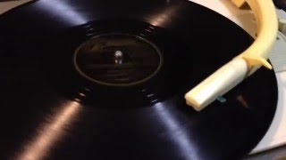 Red Foley - Tennessee Saturday Night - 78 rpm - Decca 46136