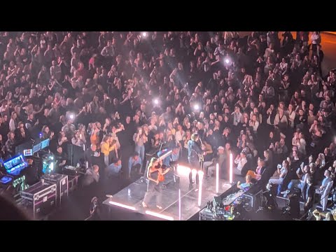 Dean Lewis live in the Ziggo Dome (The Epilogue tour)