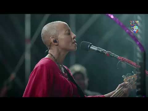 -M- / GAIL ANN DORSEY - LIFE ON MARS @ Vieilles Charrues 2022