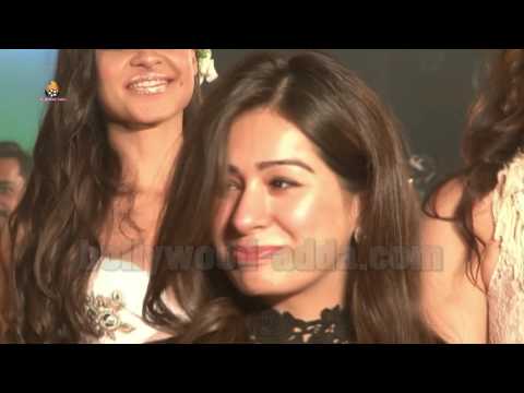 BIKNI SHOW: Manjari Phadnis, Meenakshi Dixit & Dipannita Sharma At Designer Nidhi Munim