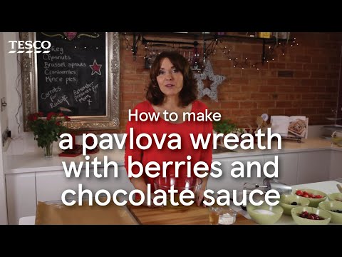 How to Make a Pavlova Wreath | Tesco