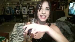 Sexy Stoner Chick 3 Bong Rips in a row :):) 100 subs Sesh 3 snaps