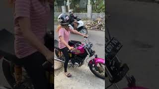 Download lagu CEWEK CANTIK NAIK MODIFIKASI RX KING 135CC mp3 Download lagu CEWEK CANTIK NAIK MODIFIKASI RX KING 135CC mp3