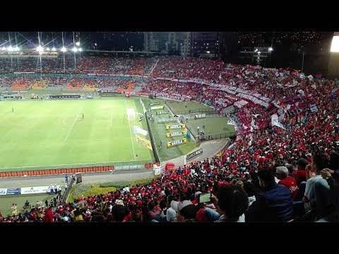 "Medellín 2 Bucaramanga 0 - Liga Ãguila 2018-2, cantos de la hinchada paisa" Barra: Rexixtenxia Norte • Club: Independiente Medellín