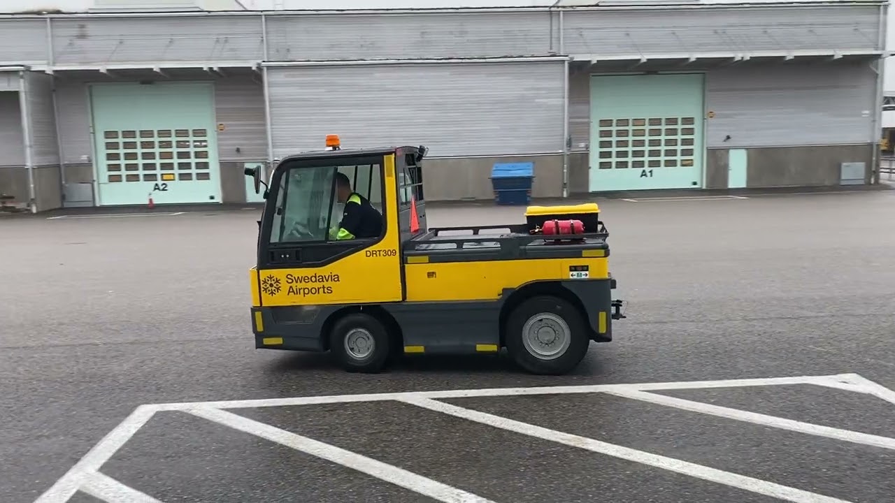 Presentation video clip: Still R07-25 Dragtruck -  - 2011