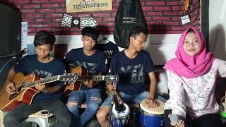 Download lagu BAHTERA CINTA / H RHOMA IRAMA / Cover by YEZ Grup mp3 Download lagu BAHTERA CINTA / H RHOMA IRAMA / Cover by YEZ Grup mp3