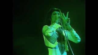 オウガ バトル 和訳字幕付き クイーン Ogre Battle Queen Lyrics Live At Hammersmith Odeon 1975 Remastered Hd برنامج تنزيل Mp3 الأكثر شعبية على الإنترنت