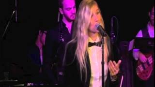 Laure Z - La valse a mille temps - Berklee Recital