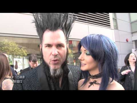 download lagu mp3 mp4 Wayne Static Death, download lagu Wayne Static Death gratis, unduh video klip Wayne Static Death