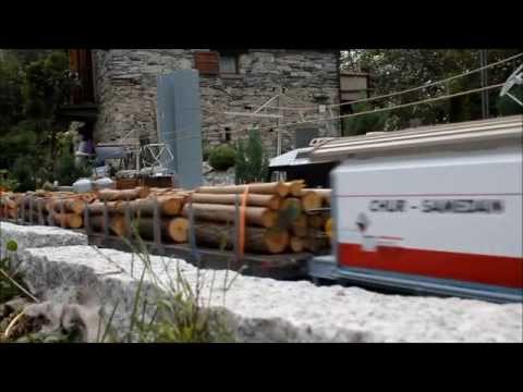 LGB RhB An einem Herbsttag in Rueun