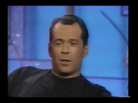 Bruce Willis on not liking Cybill Shepherd! - 1990 Interview