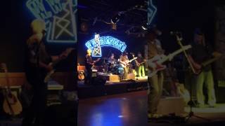 Big 10 4 Love Gonna Live Here Again