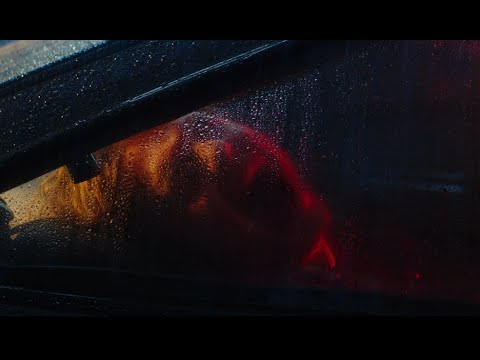 Chalk - Tell Me (Official Music Video) © Chalk