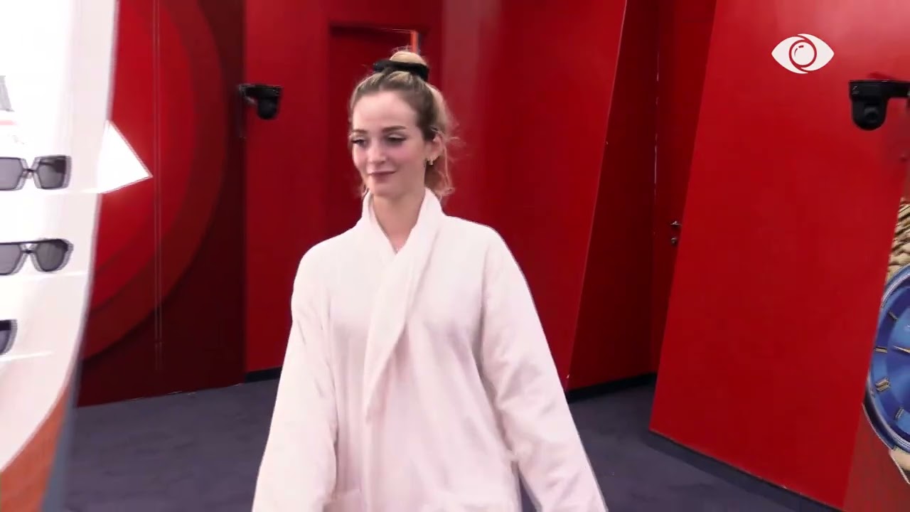 Nëse të vjen një sulm, luaje dhe fantazo…/ Rogerti i drejtohet Juelës, Selin fut letër poshtë derës