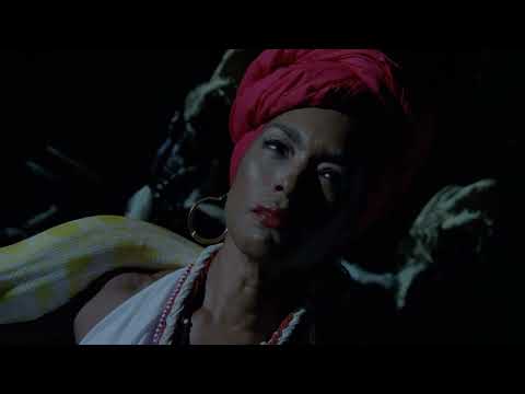 Marie Laveau attacks coven with voodoo (American Horror Story: Coven - S03E04 & 5)