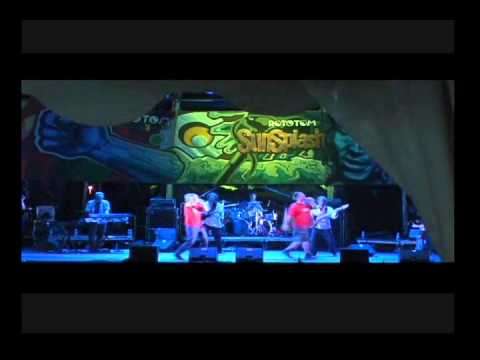 COCOMAN + DR.KARY & SOLID VIBES @ ROTOTOM SUNSPLASH 2011 - TAK UZ TO BAL