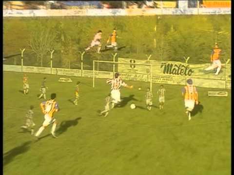 Arteaga 3 - Centenario 2 (15-05-11) 1º gol Arteaga.mpg