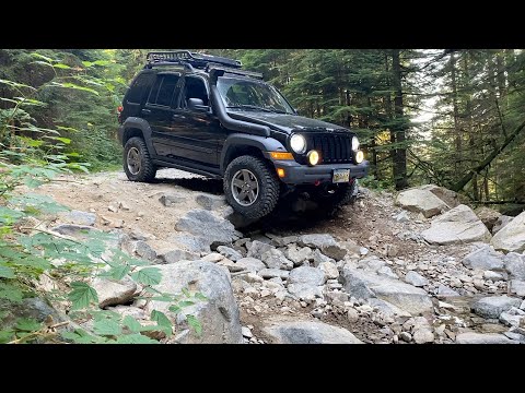 JEEP LIBERTY KJ | TOP OF EAGLE MOUNTAIN OFFROAD